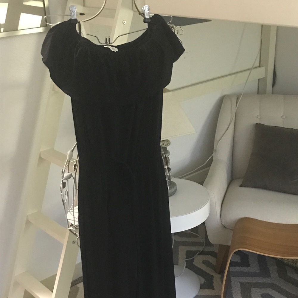 New w/o tags Max studio black onsie, super cute